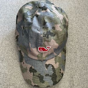Like New Vineyard Vines Camo Embroidered Logo Baseball Cap